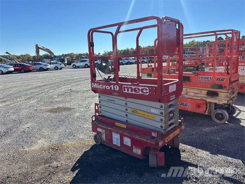 MEC Micro 19 Electric Scissor Lift Škaraste platforme