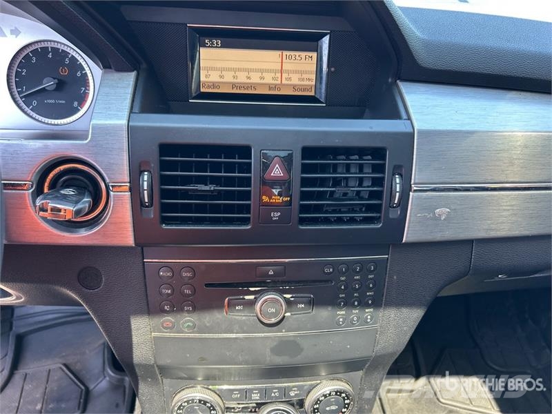 Mercedes-Benz GLK 350 AWD SUV Voiture