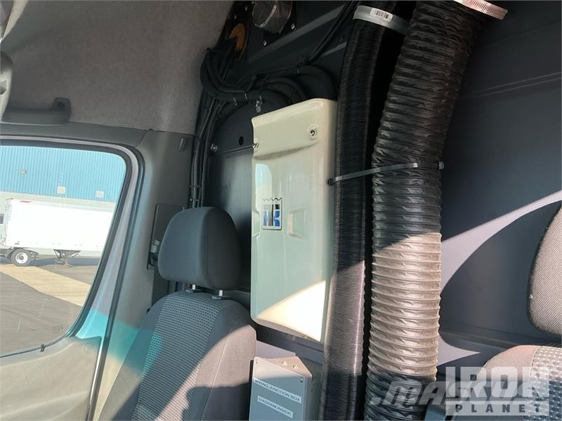 Mercedes-Benz Sprinter 2500 Refrigerated Truck Tovornjaki hladilniki