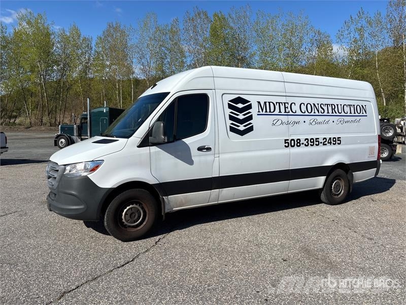 Purchase Mercedes-Benz SPRINTER 2500 panel vans, Bid & Buy on