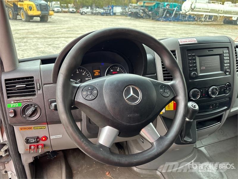 Mercedes-Benz Vantel29NE-01 29 ft on Mercedes-Benz 3500 4x2 Buck Plataformas aéreas montadas em camião