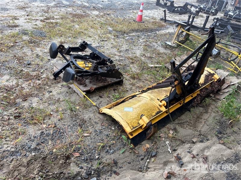 Meyer 7 ft 6 in 2 Way Snow Plow Lâminas e arados de neve