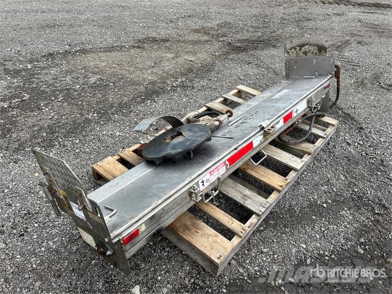 Meyers Hydraulic Salt Spreader - Fits Truck Zand- en zoutstrooimachines