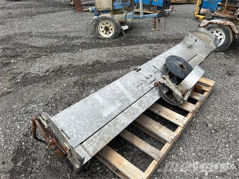 Meyers Hydraulic Salt Spreader - Fits Truck Zand- en zoutstrooimachines
