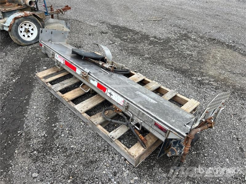 Meyers Hydraulic Salt Spreader - Fits Truck Zand- en zoutstrooimachines