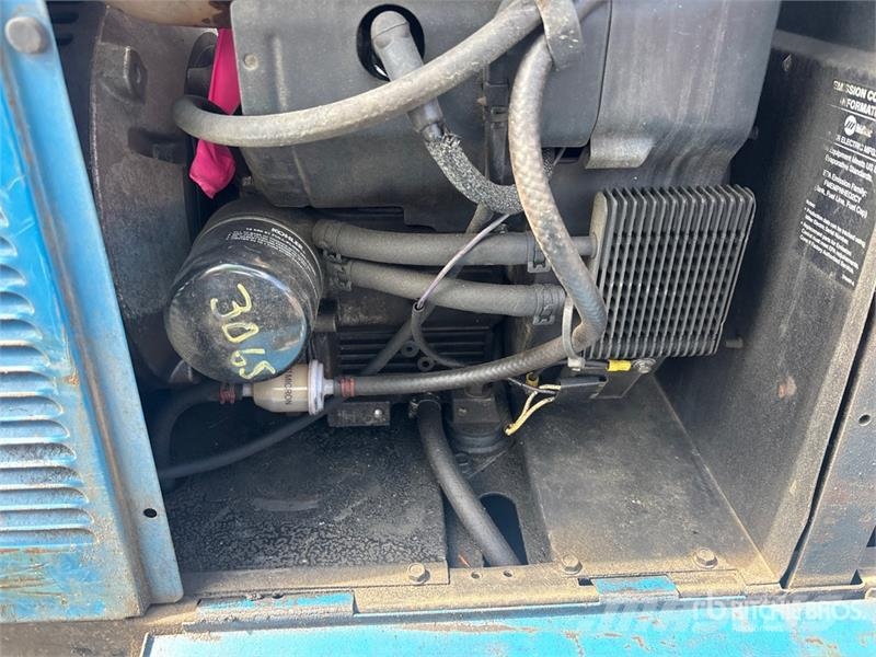 Miller Trailblazer 300 A Skid-Mounted Multi-Process 3-in- Kaynak makineleri