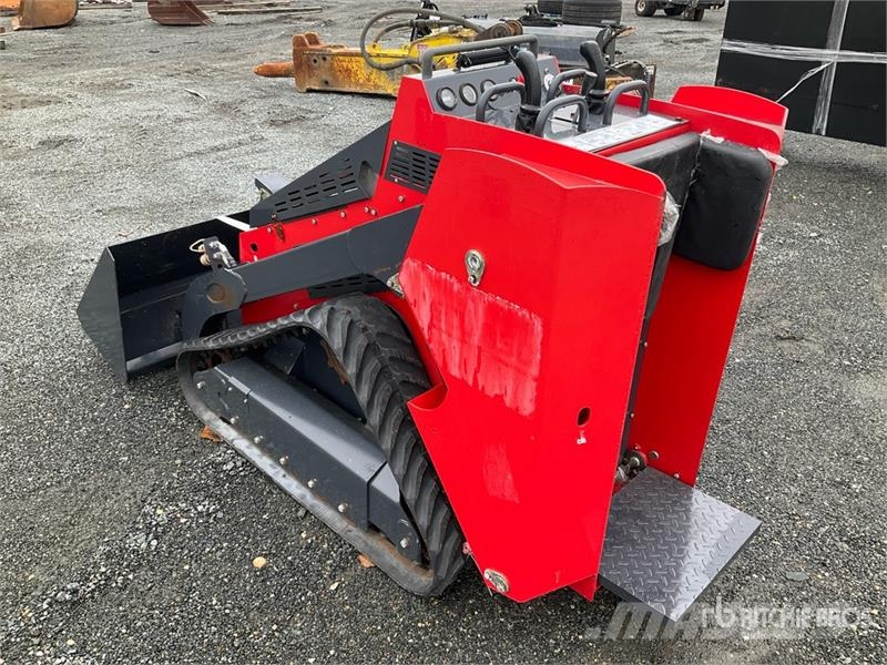 Mini Compact Track Loader لوادر انزلاقية التوجيه