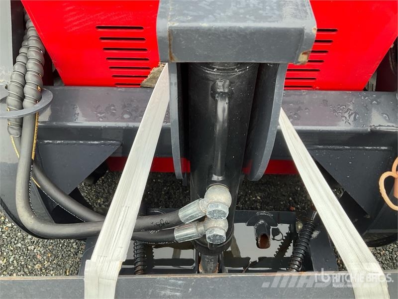 Mini Compact Track Loader لوادر انزلاقية التوجيه