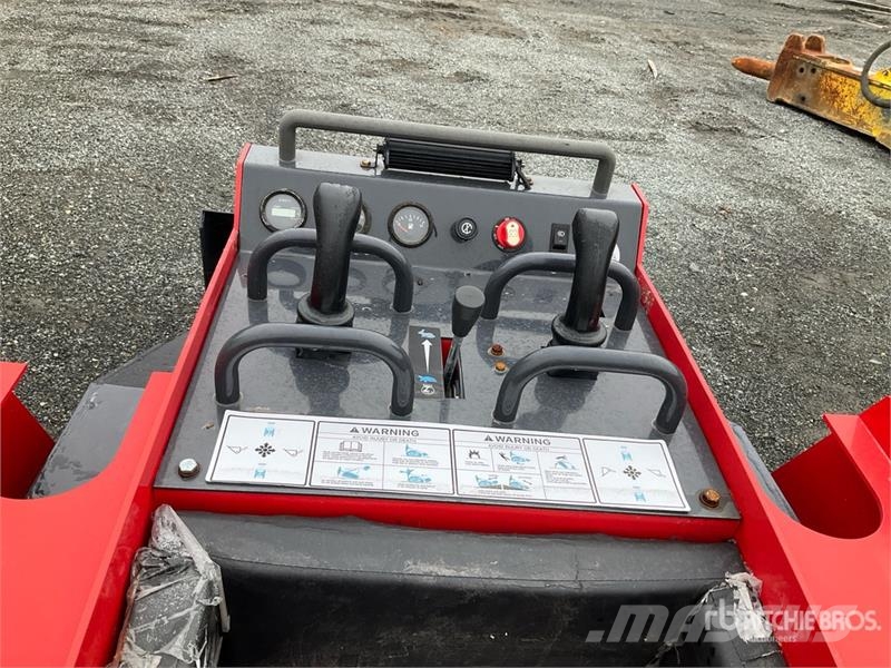 Mini Compact Track Loader لوادر انزلاقية التوجيه