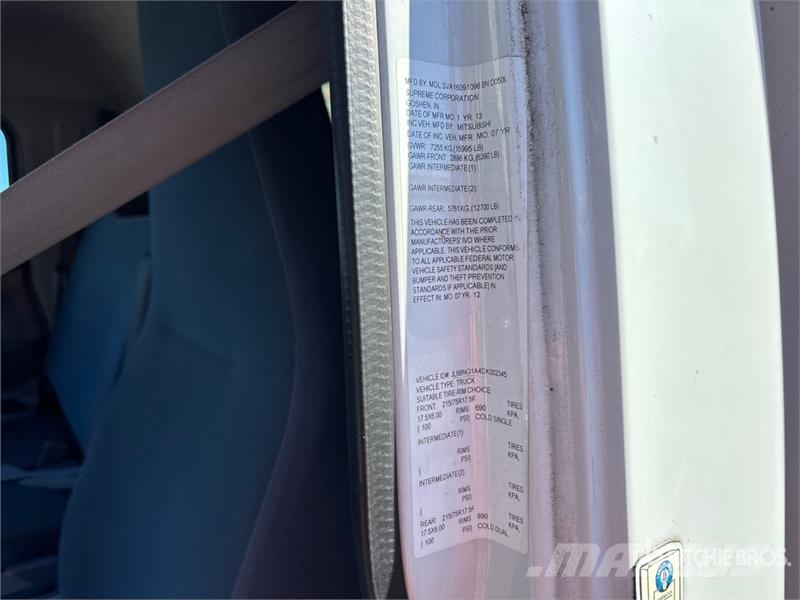 Mitsubishi FE160 貨箱式卡車