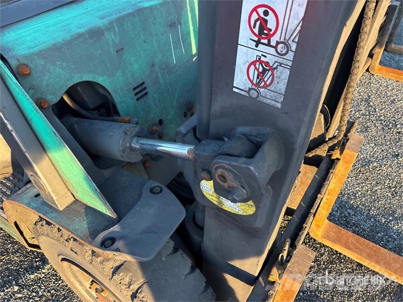 Mitsubishi FG25N 4950 lb Cushion Tire Forklift Empilhadeiras - outros