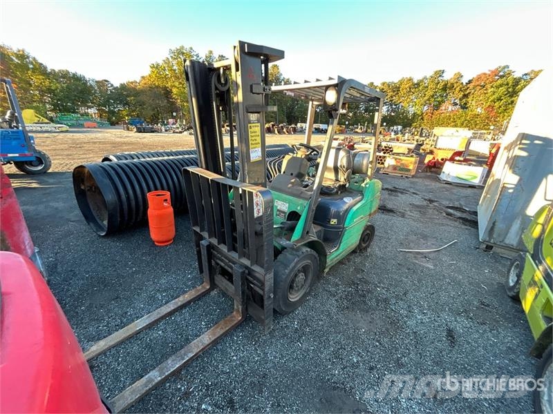 Mitsubishi FG25N 5000 lb Forklift Empilhadeiras - outros