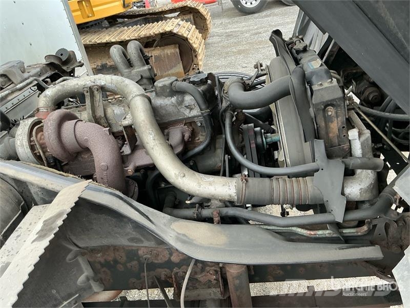 Mitsubishi FM617 Furgons