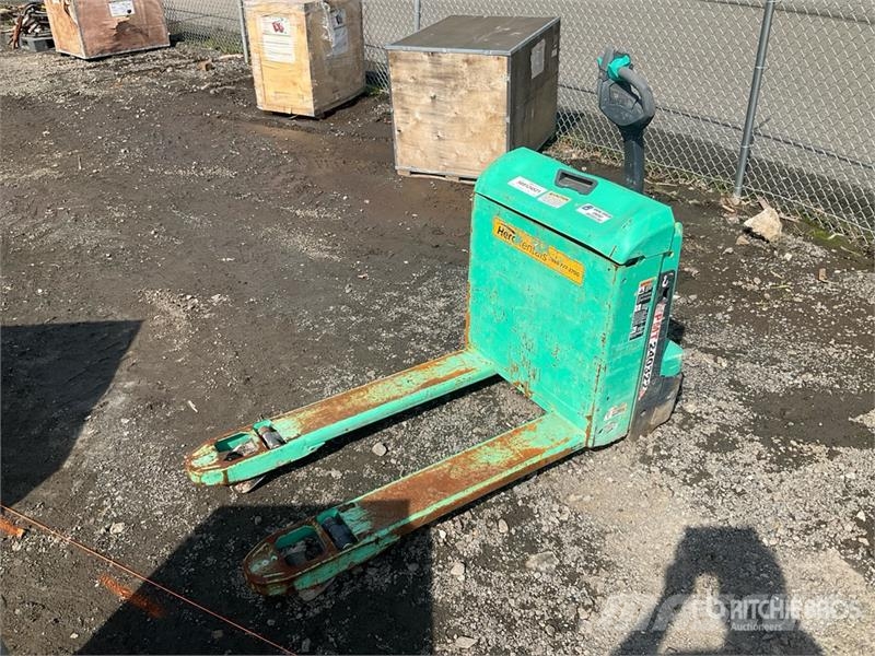 Mitsubishi PW23N 4500 lb Electric Pallet Jack Kézi raklapemelő