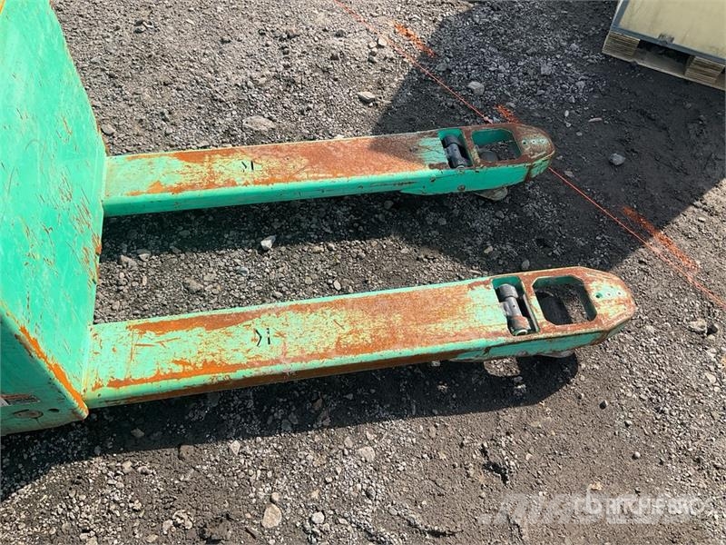 Mitsubishi PW23N 4500 lb Electric Pallet Jack Kézi raklapemelő