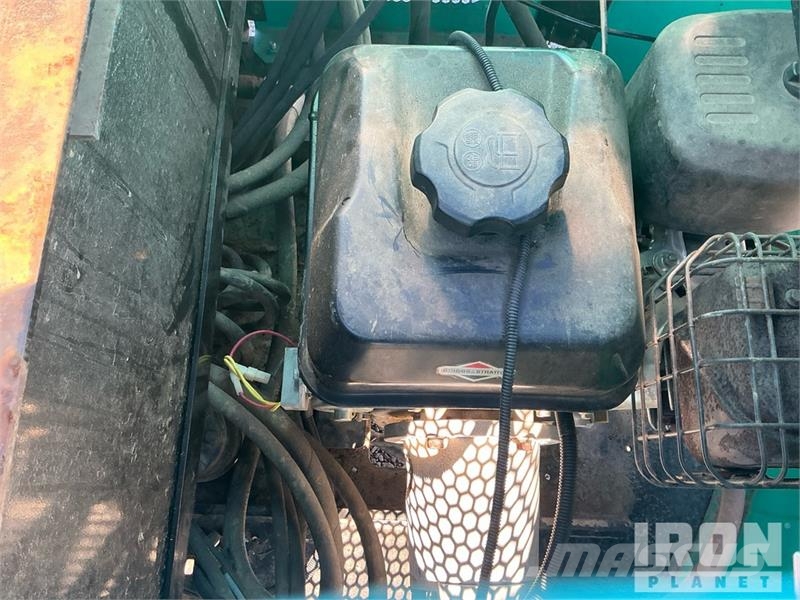 Miva VA15 Mini Excavator Minikaivukoneet < 7t