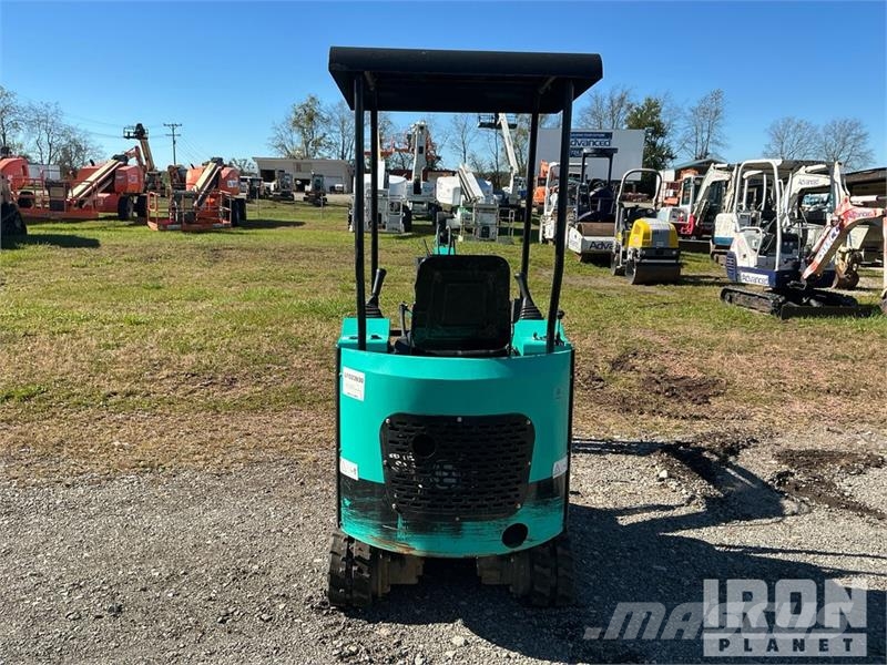 Miva VA15 Mini Excavator Minikaivukoneet < 7t