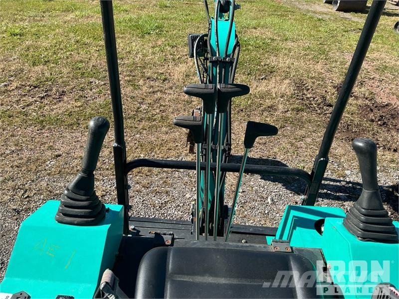 Miva VA15 Mini Excavator Minikaivukoneet < 7t