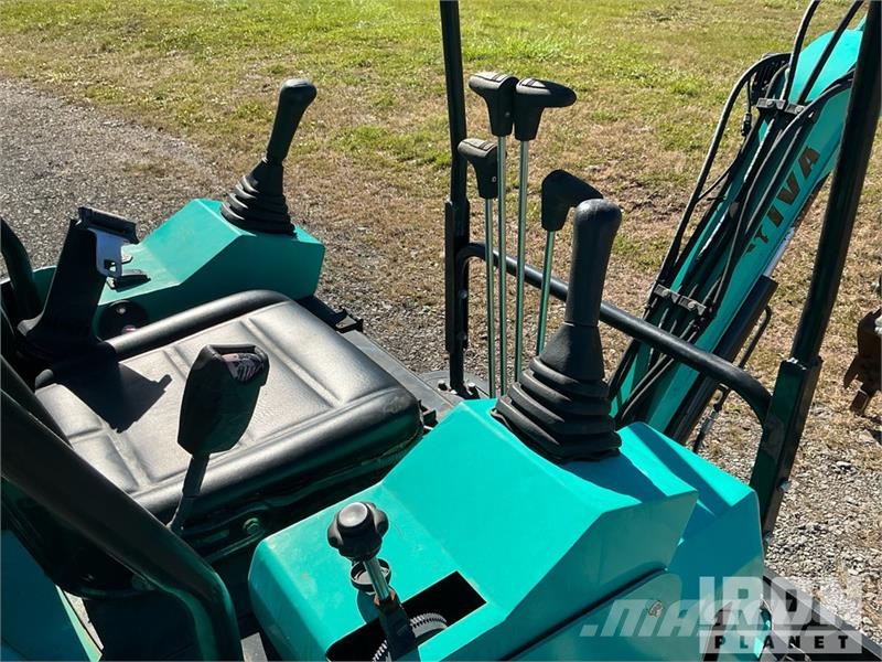 Miva VA15 Mini Excavator Minikaivukoneet < 7t