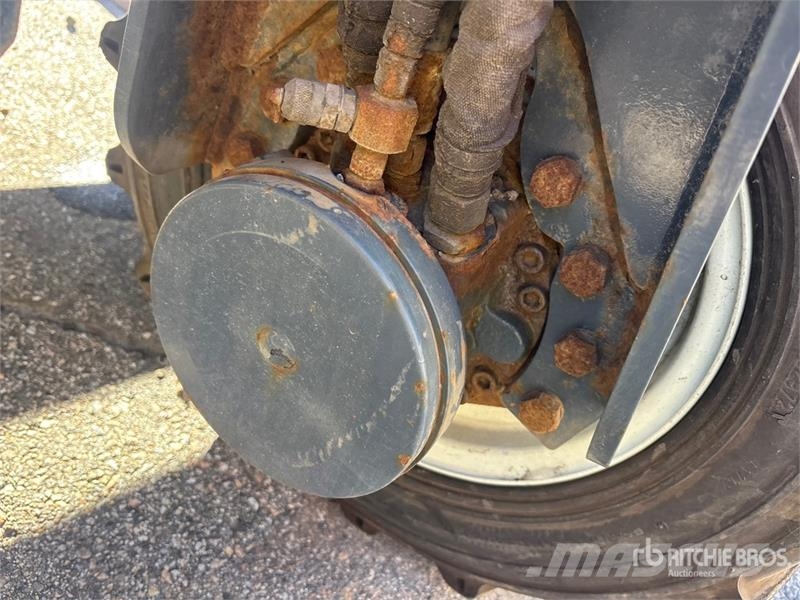 Moffet M5000 Medbringertruck
