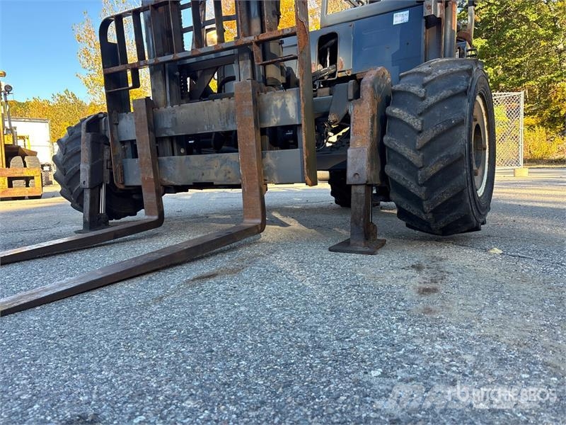 Moffet M5000 Medbringertruck