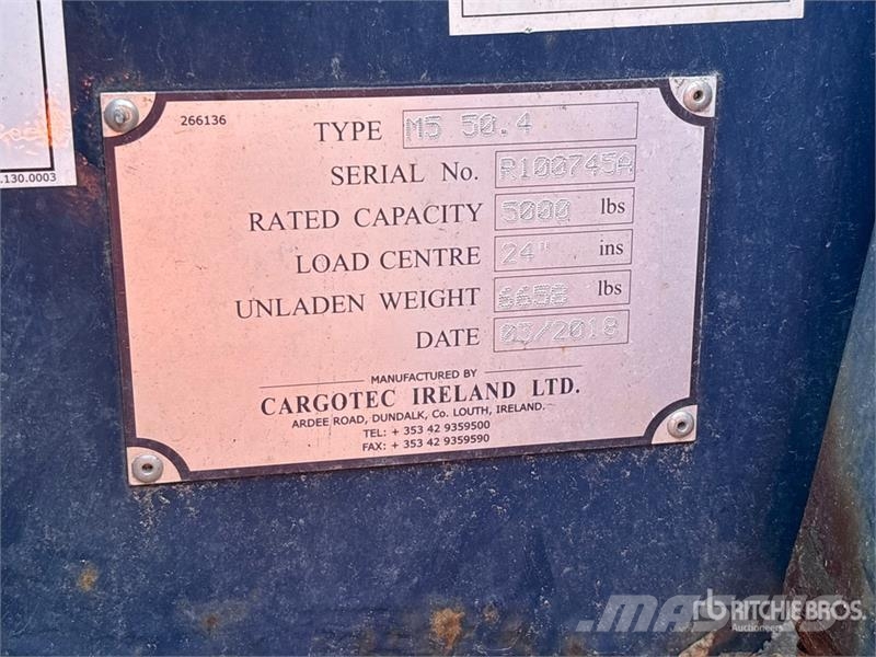 Moffet M5000 Medbringertruck