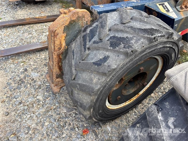 Moffett M5 50.4 NX 5000 lb 3x3 Truck Mounted Forklift Teherautóra szerelt targonca