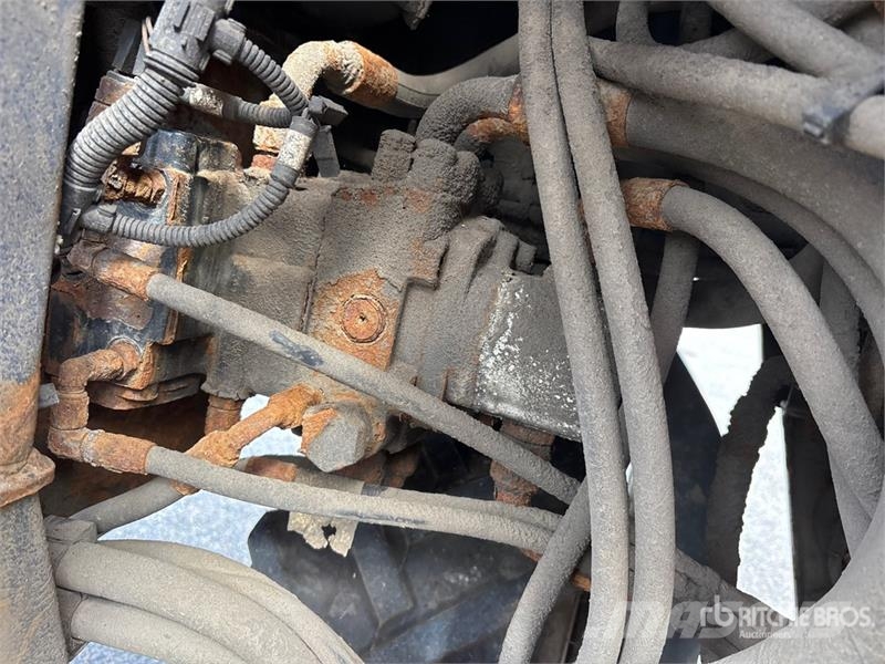 Moffett M5 50.4 NX 5000 lb 3x3 Truck Mounted Forklift Teherautóra szerelt targonca