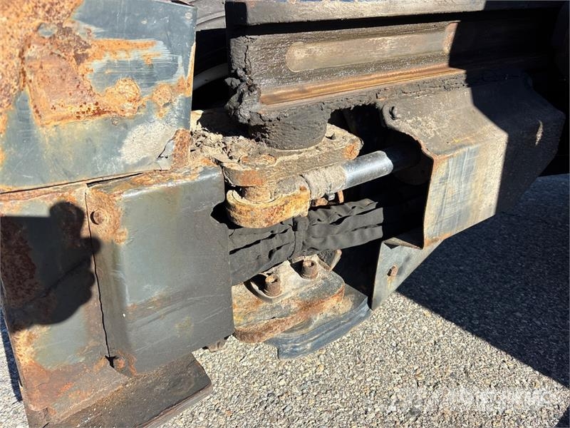Moffett M5 50.4NX 5000 lb 3x3 Truck Mounted Forklift Stivuitoare montate pe camioane