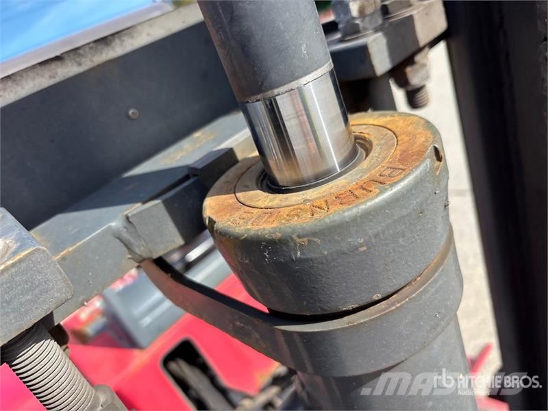Moffett M50 Truck mounted forklifts