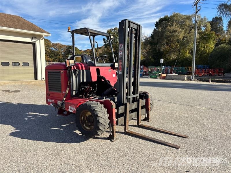 Moffett M50 Truck mounted forklifts