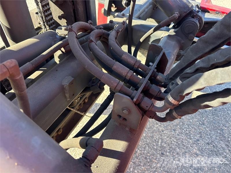 Moffett M50 Truck mounted forklifts
