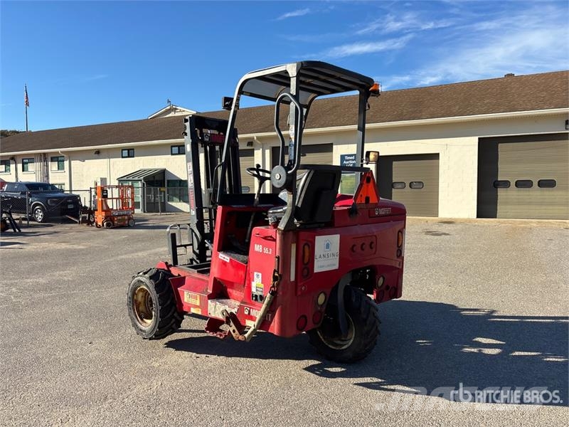 Moffett M50 트럭 장착 포크리프트