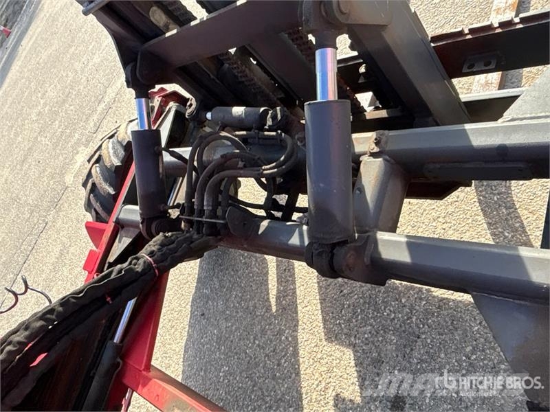 Moffett M50 Stivuitoare montate pe camioane