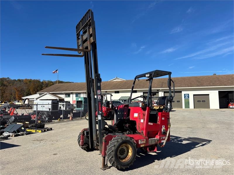 Moffett M50 Empilhadeiras montadas em caminhão
