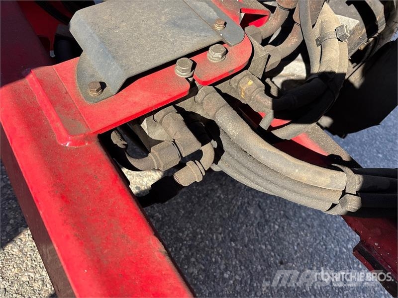 Moffett M50 Truck mounted forklifts