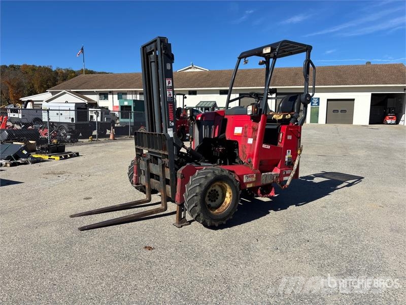 Moffett M50 Empilhadeiras montadas em caminhão