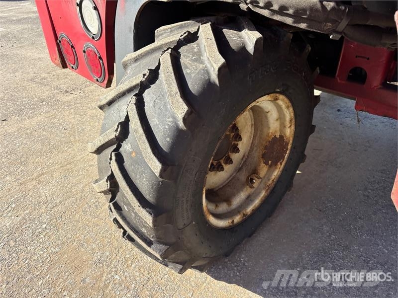 Moffett M50 Truck mounted forklifts