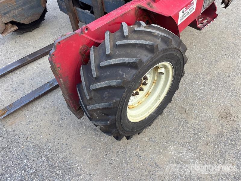 Moffett M50 Truck mounted forklifts