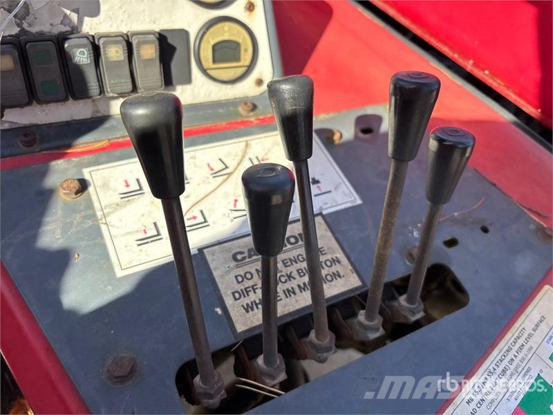 Moffett M50 Empilhadeiras montadas em caminhão