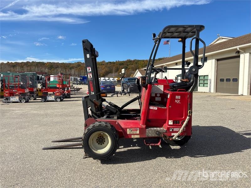 Moffett M50 Truck mounted forklifts