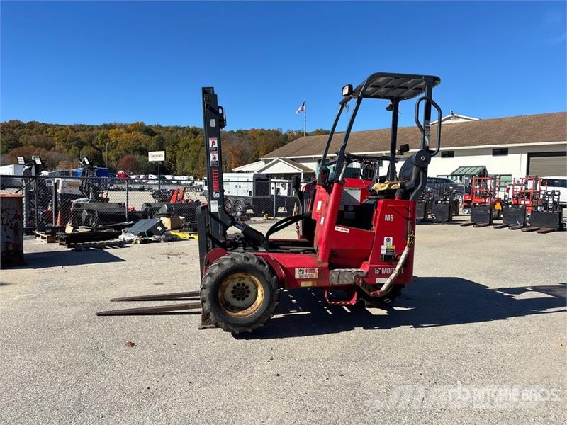 Moffett M50 Empilhadeiras montadas em caminhão