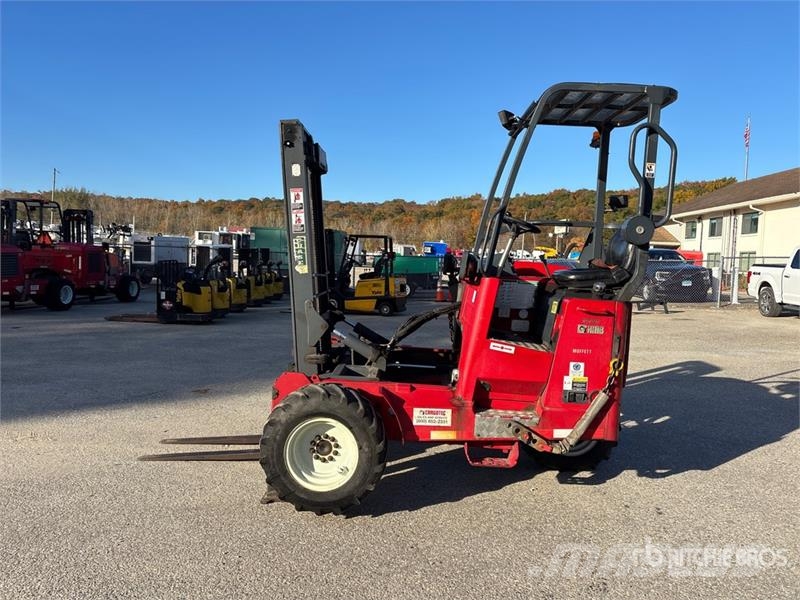 Moffett M50 Stivuitoare montate pe camioane