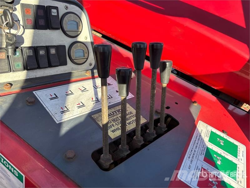 Moffett M50 Truck mounted forklifts