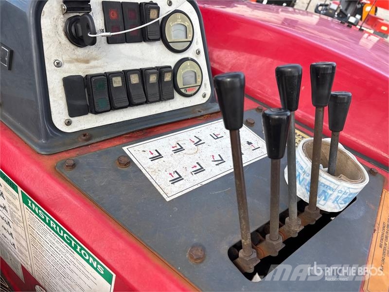Moffett M50 Truck mounted forklifts