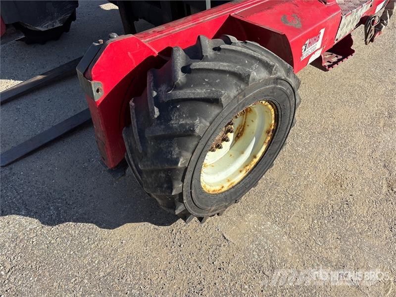 Moffett M50 Truck mounted forklifts