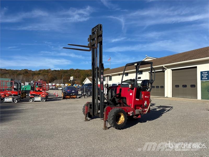 Moffett M50 Truck mounted forklifts