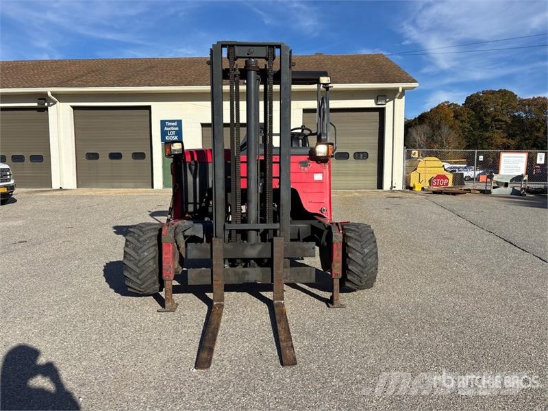 Moffett M50 Truck mounted forklifts