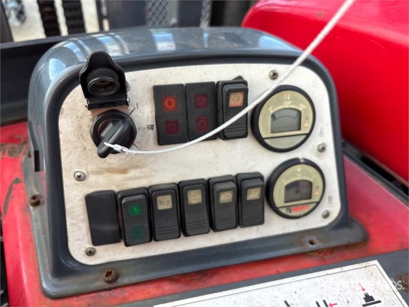 Moffett M50 Truck mounted forklifts