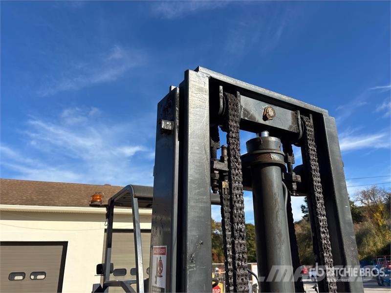 Moffett M50 Truck mounted forklifts